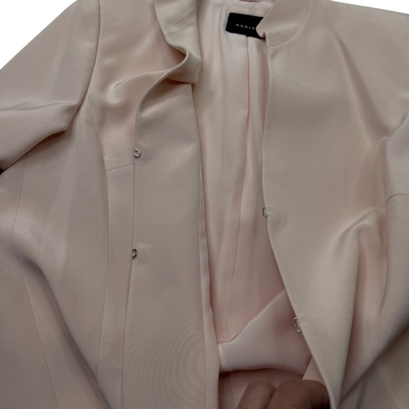 AKRIS Blush Pink 100% Silk Blazer - Picture 9 of 15